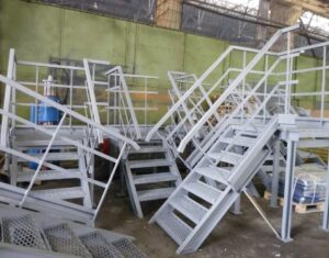 изготовим лестницы для строительного участка