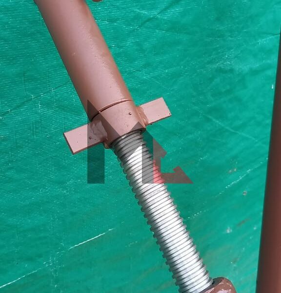 винтовой подкос монтажный